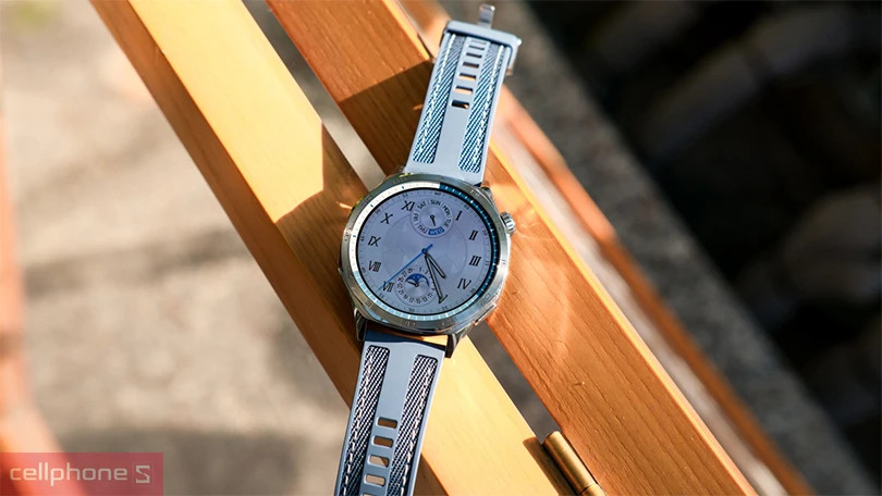 Đồng hồ dây vải giá rẻ Huawei Watch GT5 với thiết kế thanh lịch