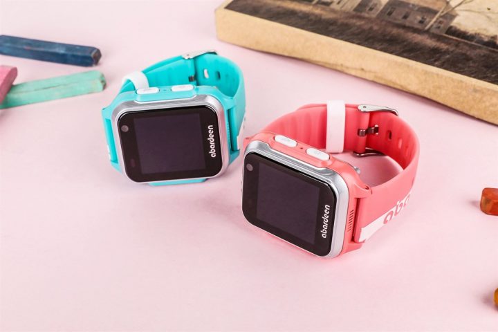 Thương hiệu đồng hồ thông minh Abardeen xuất xứ từ Trung Quốc