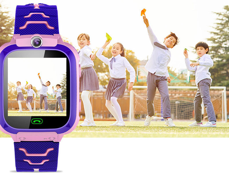 Camera chụp ảnh từ xa tích hợp trên đồng hồ thông minh có tiếng Việt