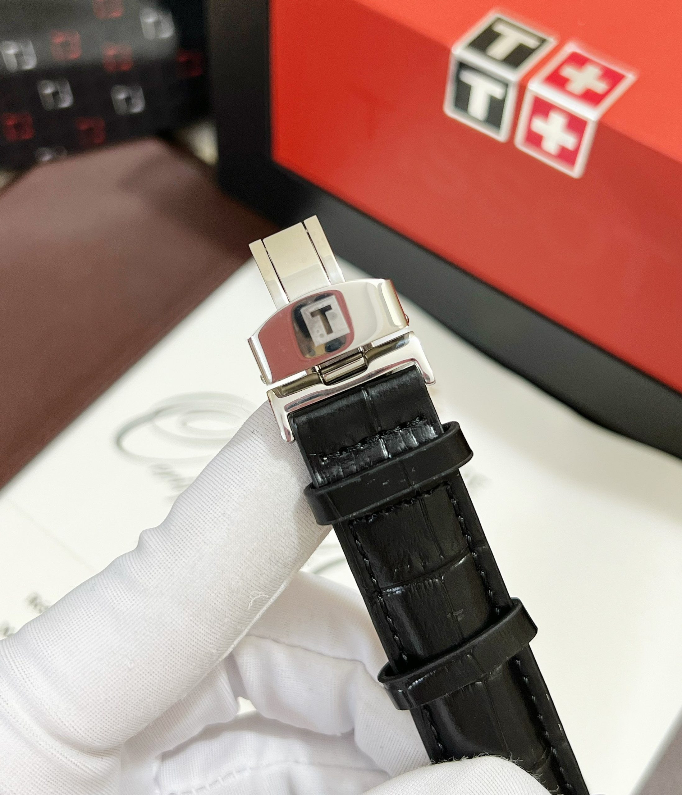 Góc nhìn toàn diện về đồng hồ Tissot 1853 nam fake sang trọng