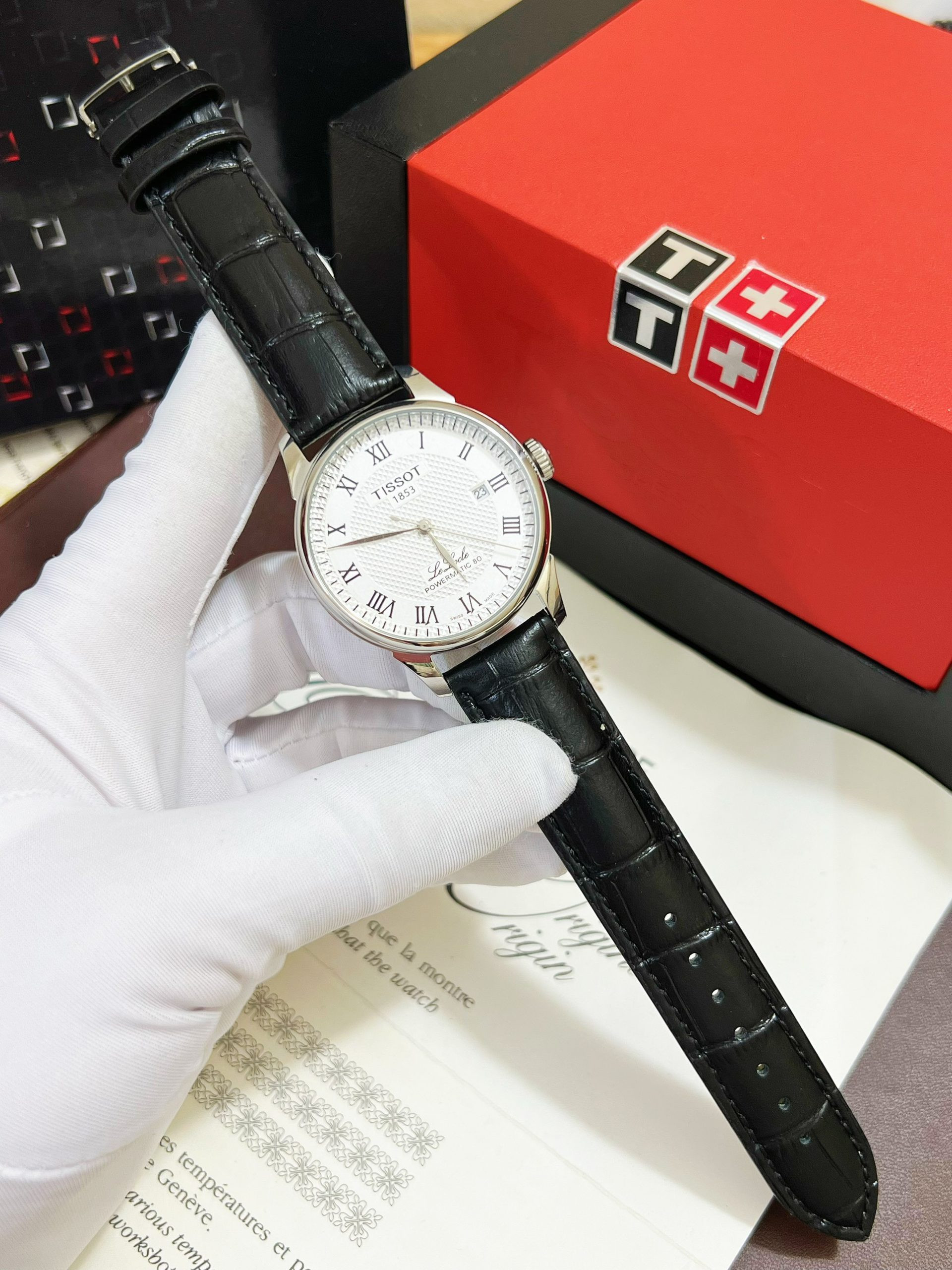 Đồng hồ Tissot 1853 nam fake dây da và vỏ thép không gỉ