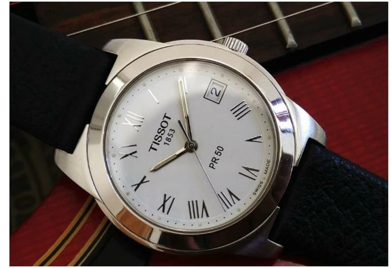 Giá đồng hồ Tissot 1853 PR50: Phiên bản dây da cao cấp của Tissot PR50