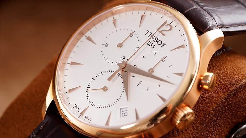 Bộ kim dauphine và cọc số dagger mạ vàng hồng trên đồng hồ Tissot T063.617.36.037.00