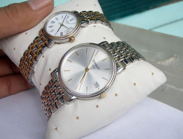 Hình ảnh cận cảnh mặt số đồng hồ Tissot 1853 Swiss Made T870/970, biểu tượng của sự sang trọng và chất lượng