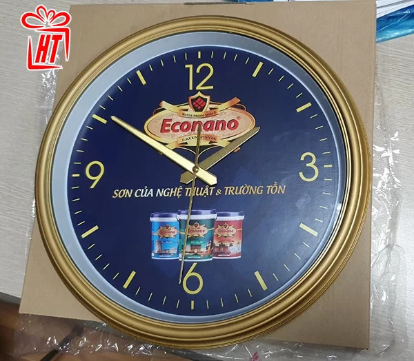 Mẫu đồng hồ treo tường in nhãn hiệu sữa