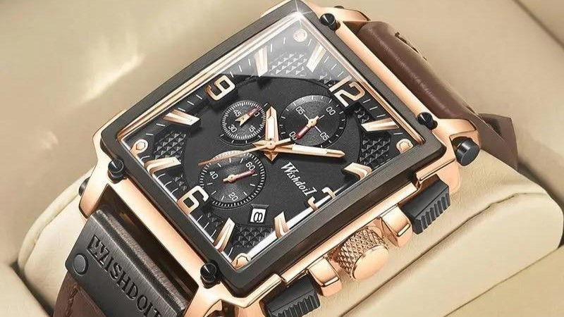 Bộ máy Quartz đơn giản bên trong đồng hồ Wishdoit, dễ lắp ráp.