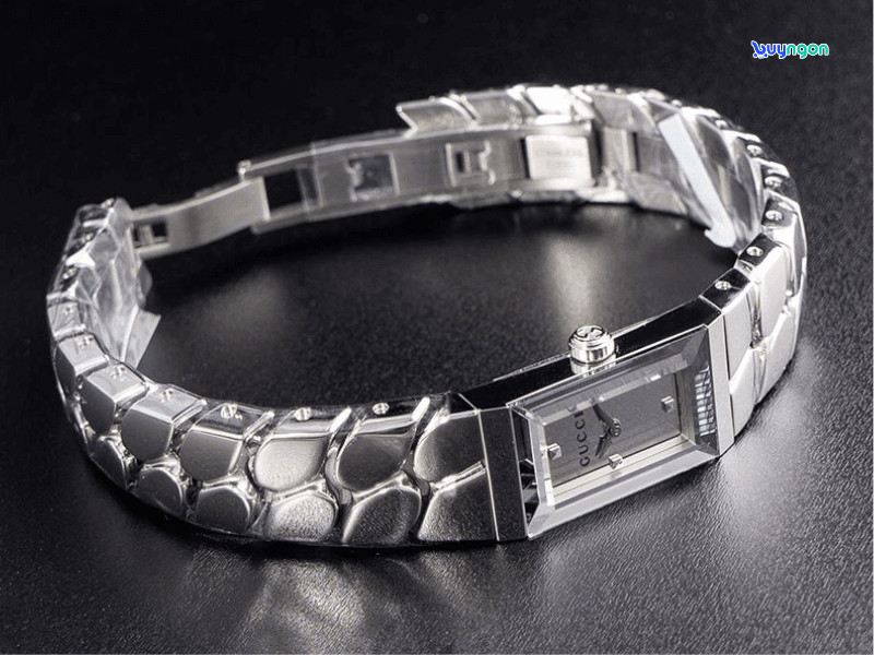 Đồng hồ lắc tay nữ Gucci G-Frame YA147501 hoàn hảo đến từng chi tiết
