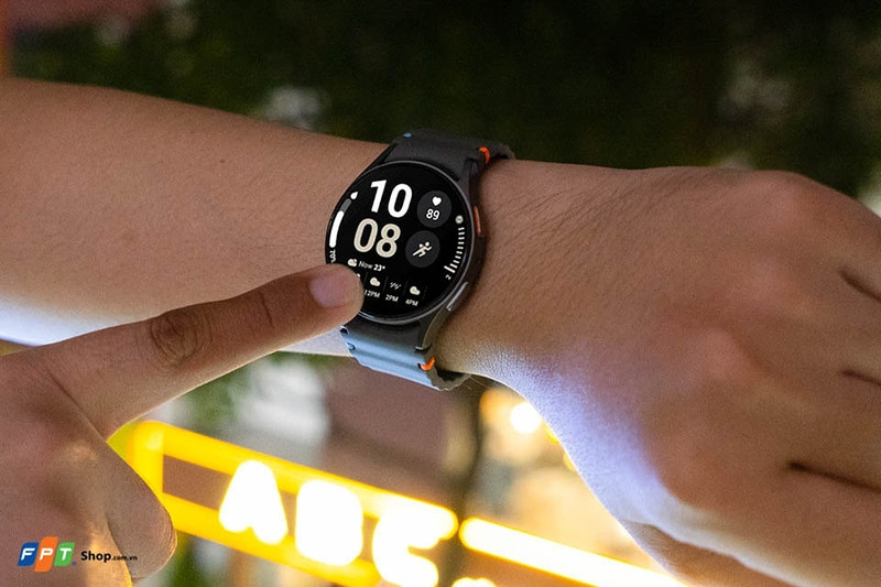 Samsung Galaxy Watch7 LTE 40mm, một lựa chọn đồng hồ thông minh Samsung cho nữ năng động