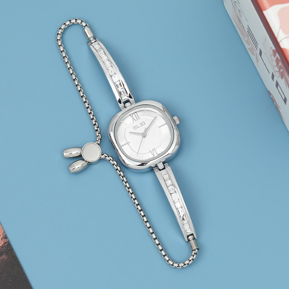 Đồng hồ đeo tay Elio 26mm nữ ES197-01 với dây kim loại vàng đồng, tôn lên vẻ sang trọng, quý phái