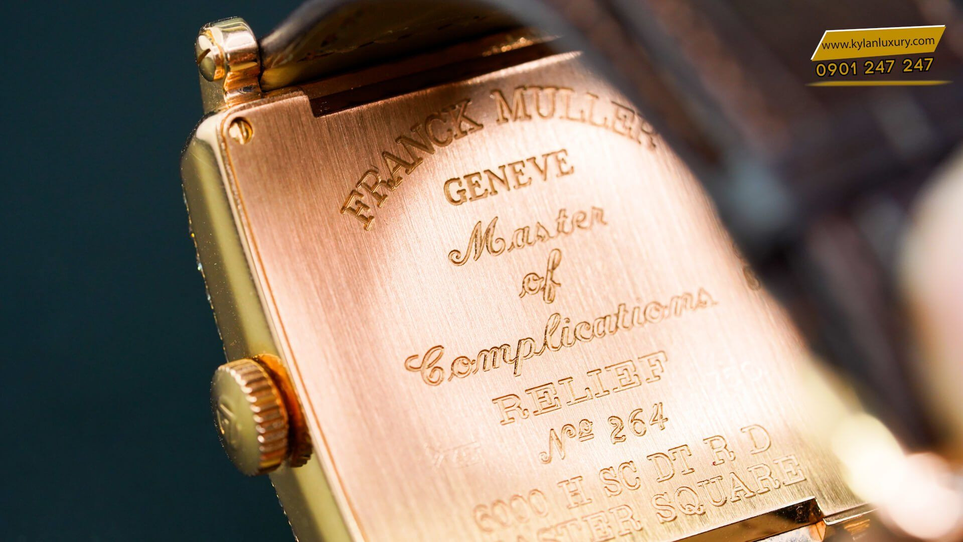 Thân vỏ và dây da đồng hồ Franck Muller Master Square tinh xảo
