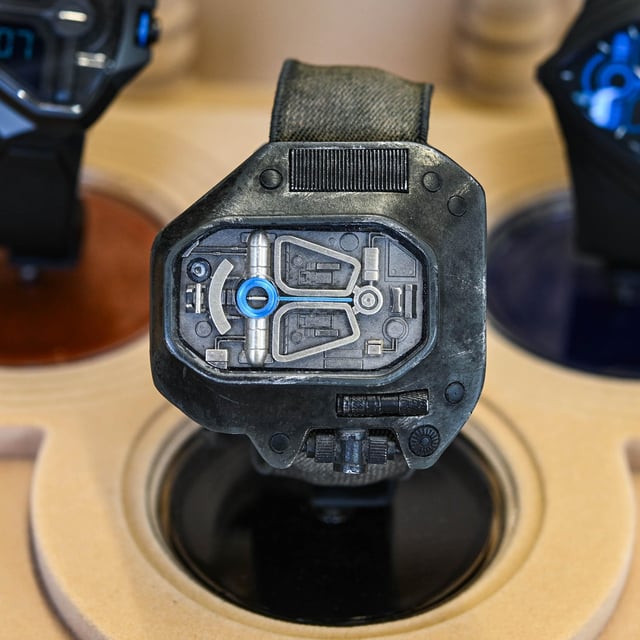 Phụ kiện Đồng Hồ G-Shock: Bảo Vệ Toàn Diện & Nâng Tầm Phong Cách