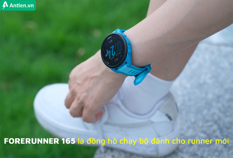 Garmin Forerunner 165 sở hữu màn hình màu AMOLED rực rỡ, là đồng hồ chạy bộ dành cho newbie runners