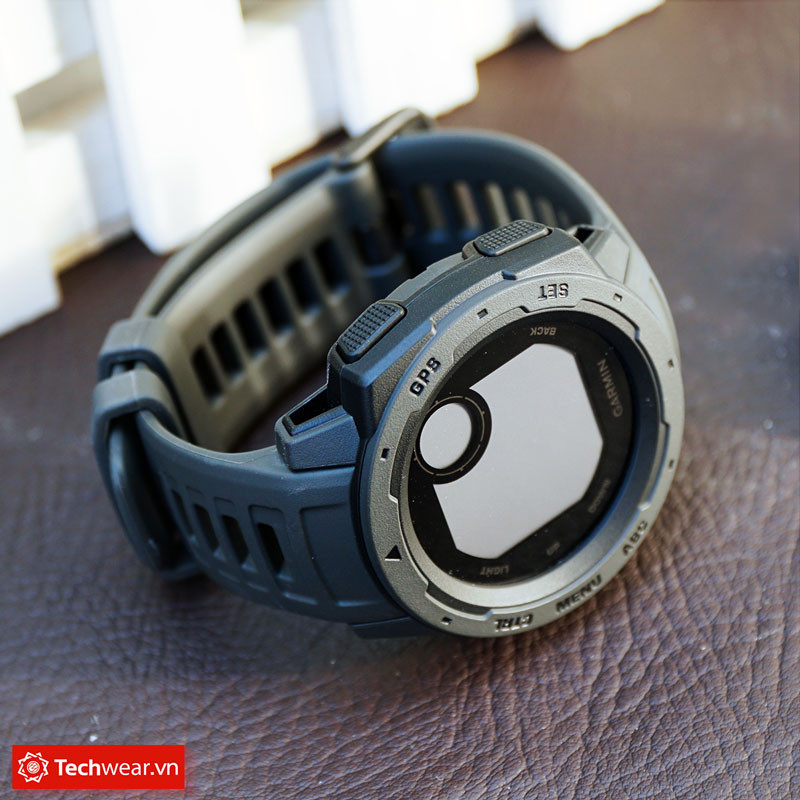 Thông số kỹ thuật của Garmin Instinct, một trong những đồng hồ quân đội Mỹ đáng tin cậy