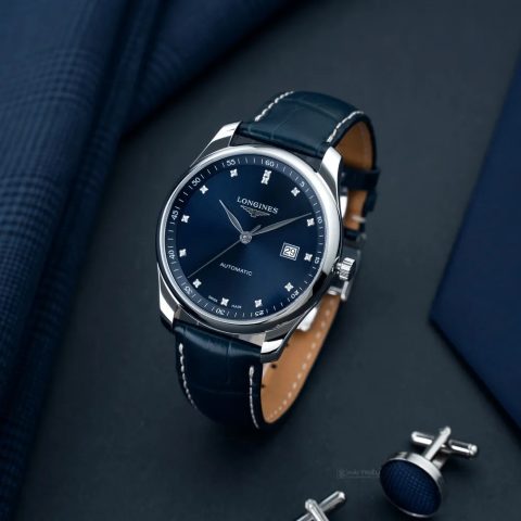 Đồng hồ nam Longines máy cơ giá 72 triệu đồng