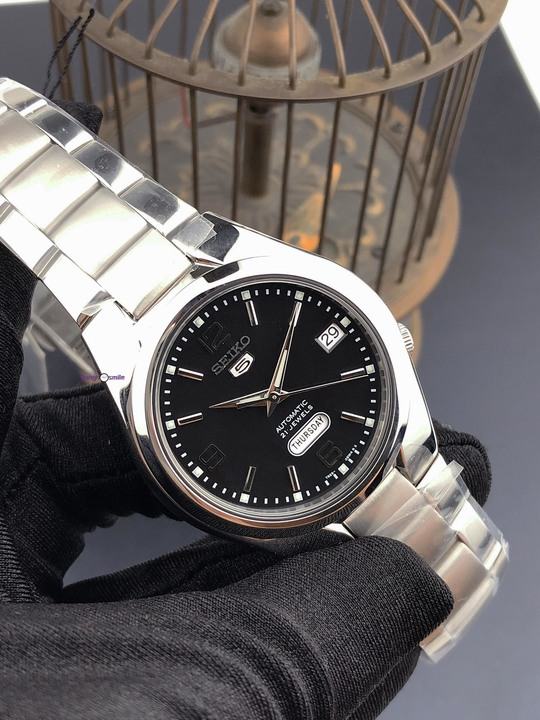 Giá Đồng Hồ Seiko 5 7S26C: Phân Tích Chi Tiết Để Mua Sắm Thông Minh