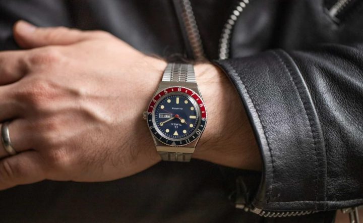 Đồng hồ Timex Quartz với mặt số điện tử