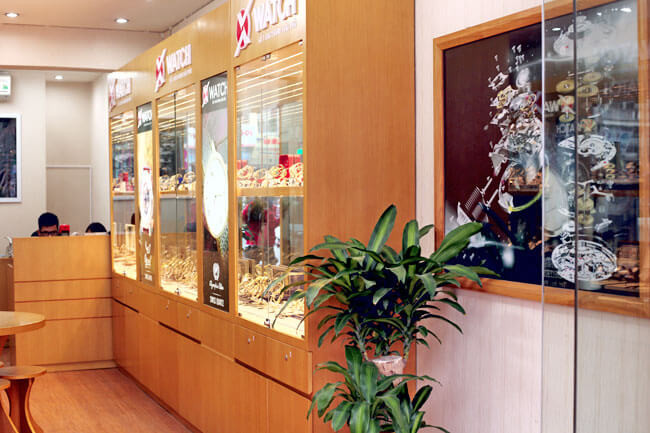 Mặt tiền showroom Xwatch tại 193 Trần Phú, Hà Đông, Hà Nội