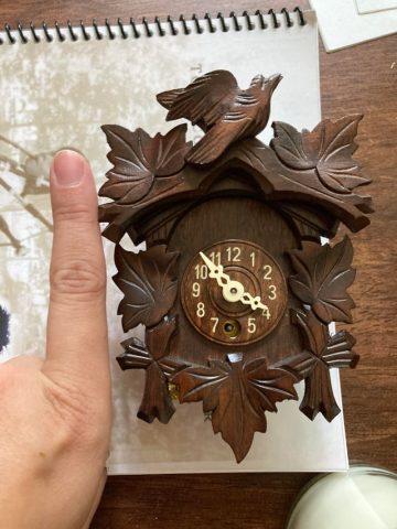 Đồng Hồ Quả Lắc: Biểu Tượng Của Nghệ Thuật Và Vẻ Đẹp Cổ Điển Vượt Thời Gian