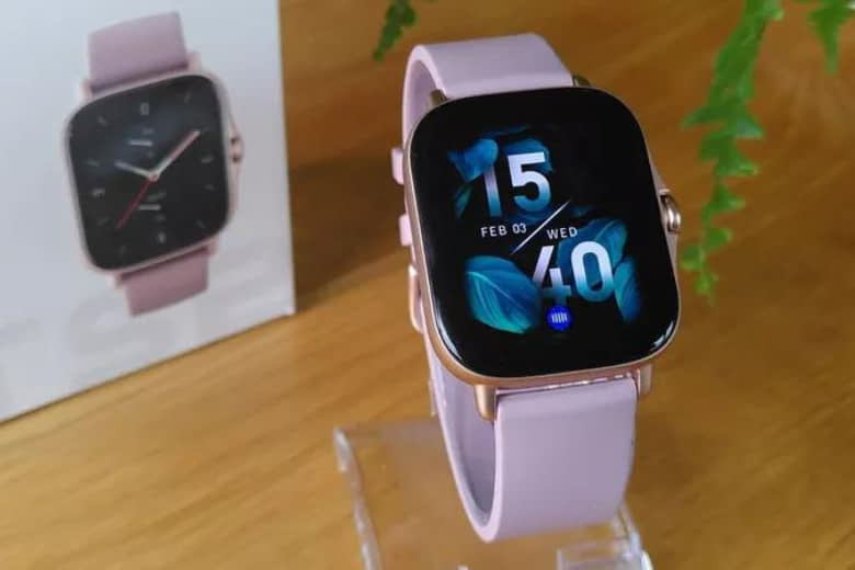 Các tính năng thông minh và hiệu năng vượt trội khi đánh giá đồng hồ Amazfit GTS 2e