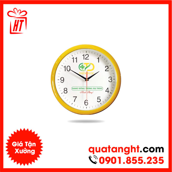 Đồng hồ treo tường vàng in logo HT
