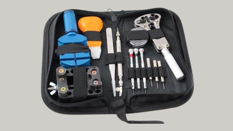 Cách Cắt Dây Đồng Hồ Hublot Tại Nhà: Hướng Dẫn Từng Bước và Những Lưu Ý Quan Trọng