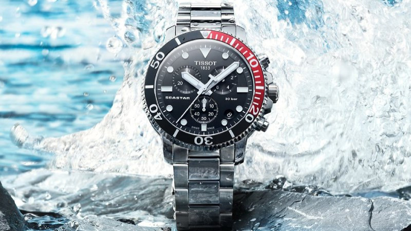 Hạn chế tiếp xúc nước với đồng hồ Tissot dây da