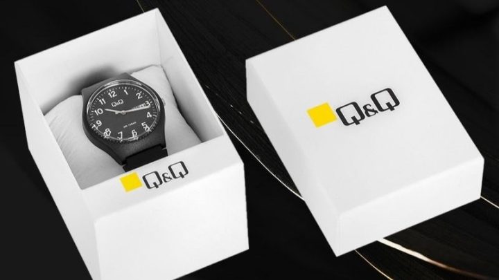 Kiểm tra bao bì và phụ kiện đồng hồ Q&Q chính hãng