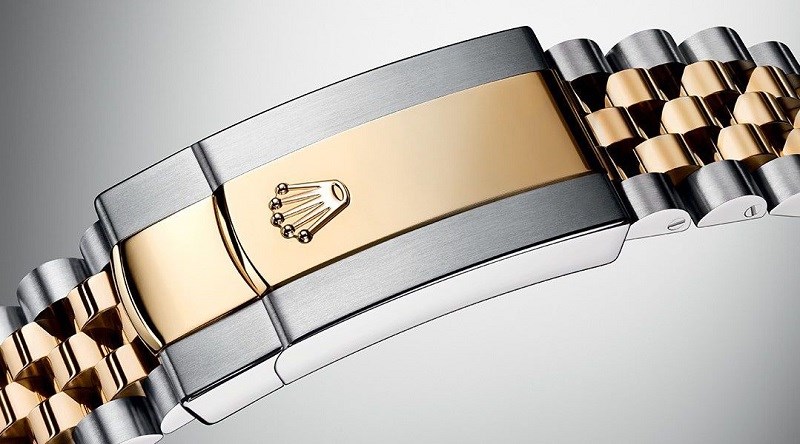 Cách Mở Dây Đồng Hồ Rolex: Hướng Dẫn Chi Tiết Để Điều Chỉnh An Toàn Tại Nhà