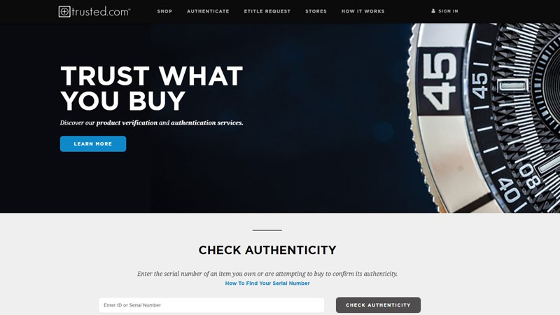 Giao diện trang Trusted.com nơi người dùng kiểm tra số seri đồng hồ Tag Heuer