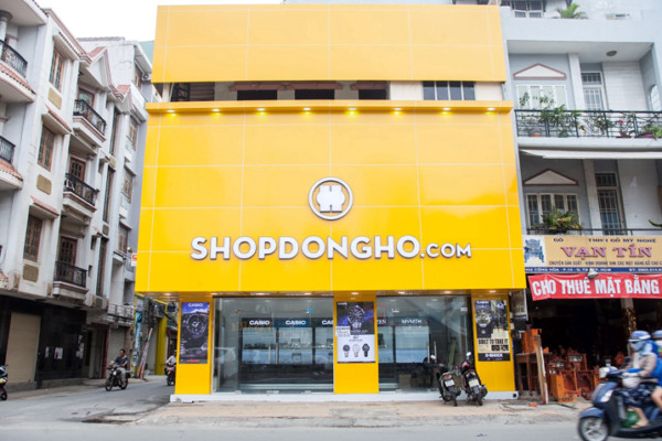 Địa chỉ thay kính đồng hồ uy tín tại TP.HCM cung cấp dịch vụ chuyên nghiệp và linh kiện chất lượng.