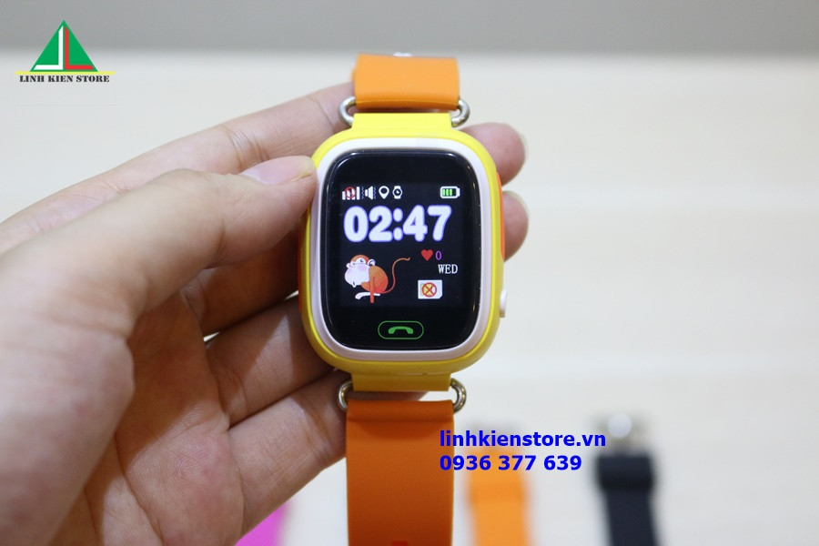 Giao diện chính trên màn hình đồng hồ giám sát trẻ em Wonlex GW100
