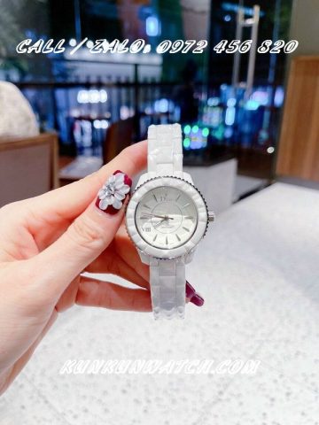 Đồng Hồ Dior Nữ Dây Da: Biểu Tượng Của Sự Sang Trọng Và Phong Cách Thời Thượng