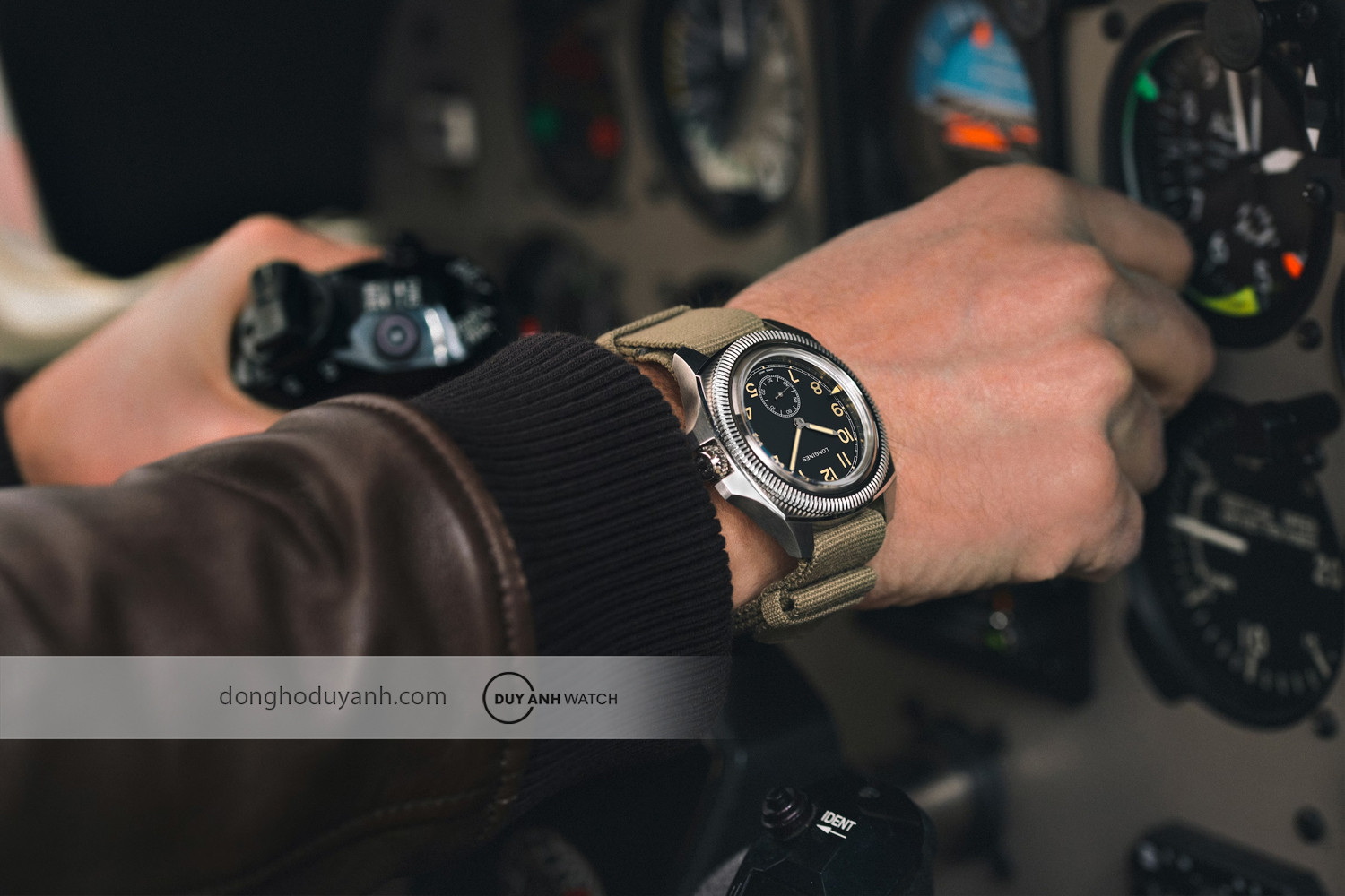 Đồng hồ Longines Pilot - một minh họa cho sự phức tạp của bộ máy đồng hồ, cần được bảo dưỡng kỹ lưỡng