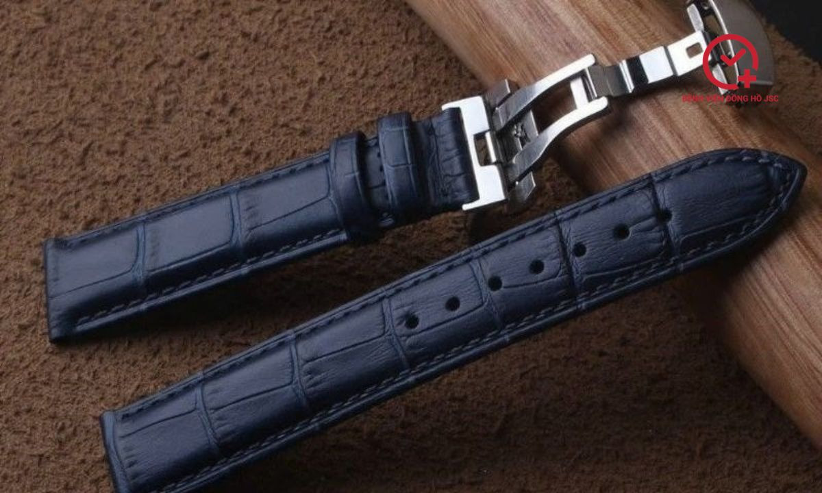 Chi tiết cách lắp khóa bướm đồng hồ dây da