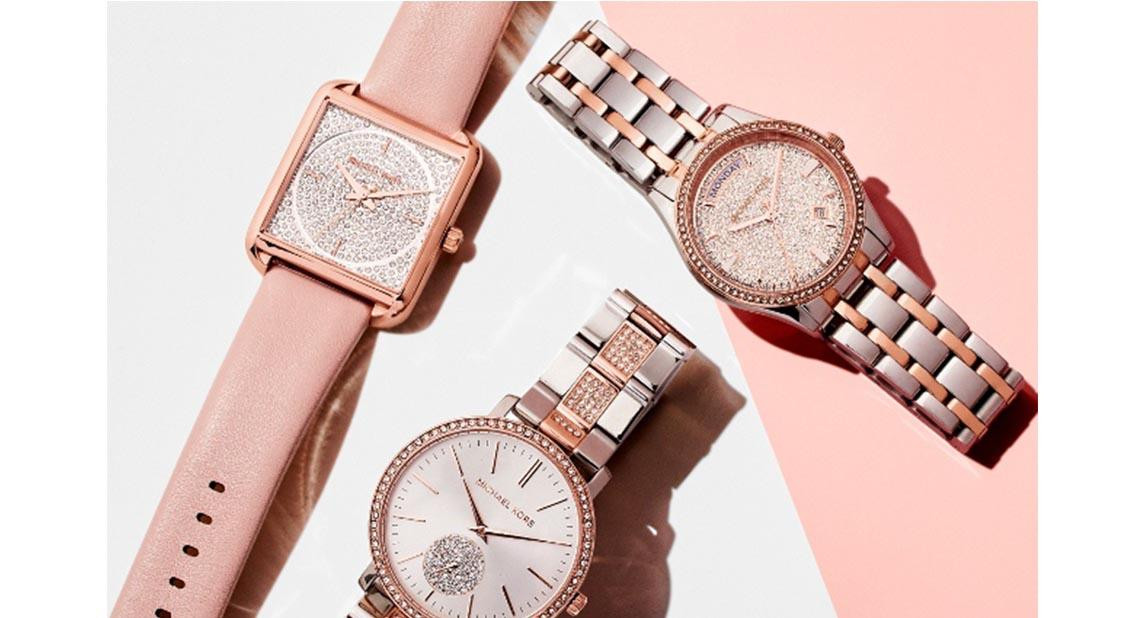 Vẻ đẹp sang trọng của đồng hồ Michael Kors nữ dây da