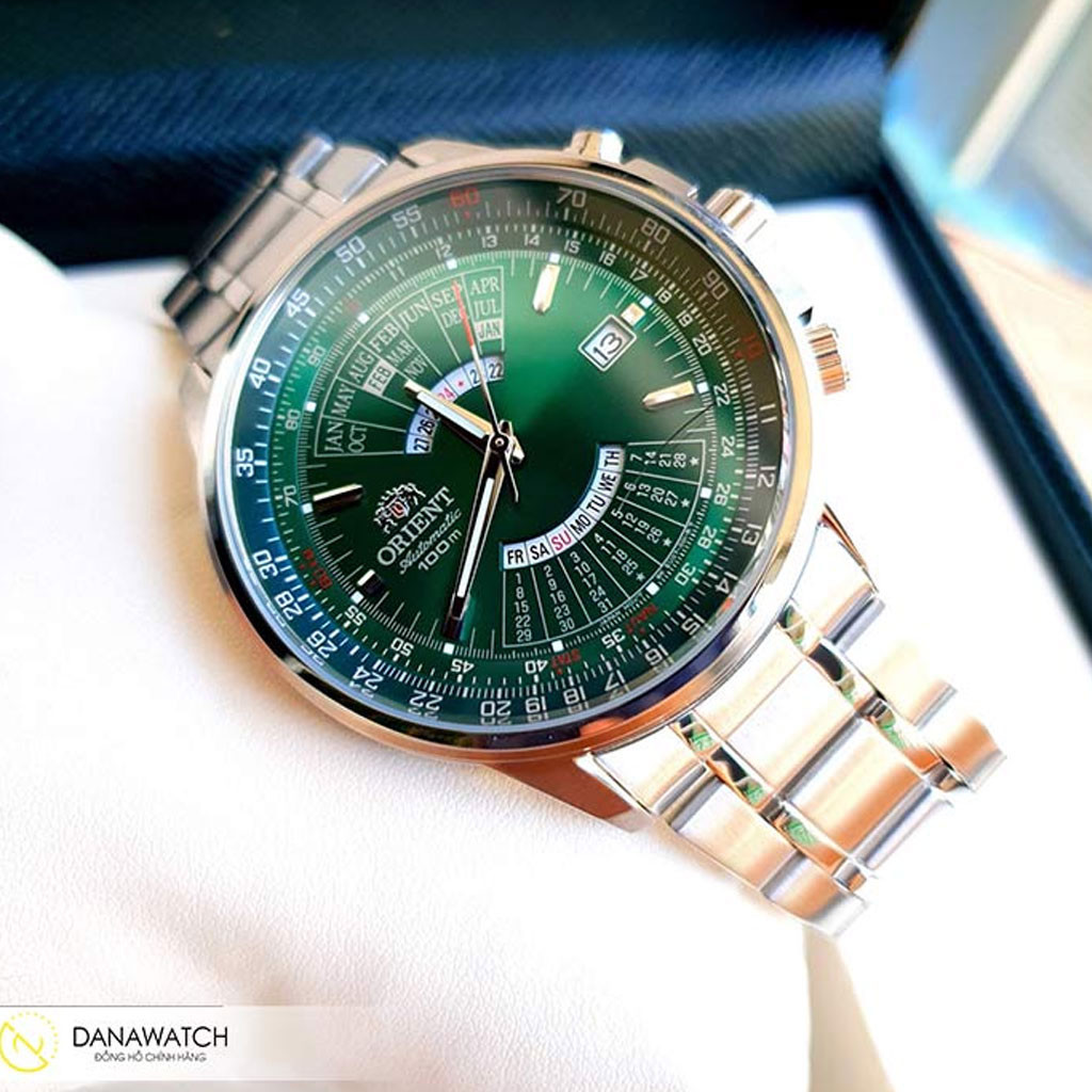 Mặt số tinh xảo của đồng hồ đeo tay Orient Perpetual Calendar FEU07007FX