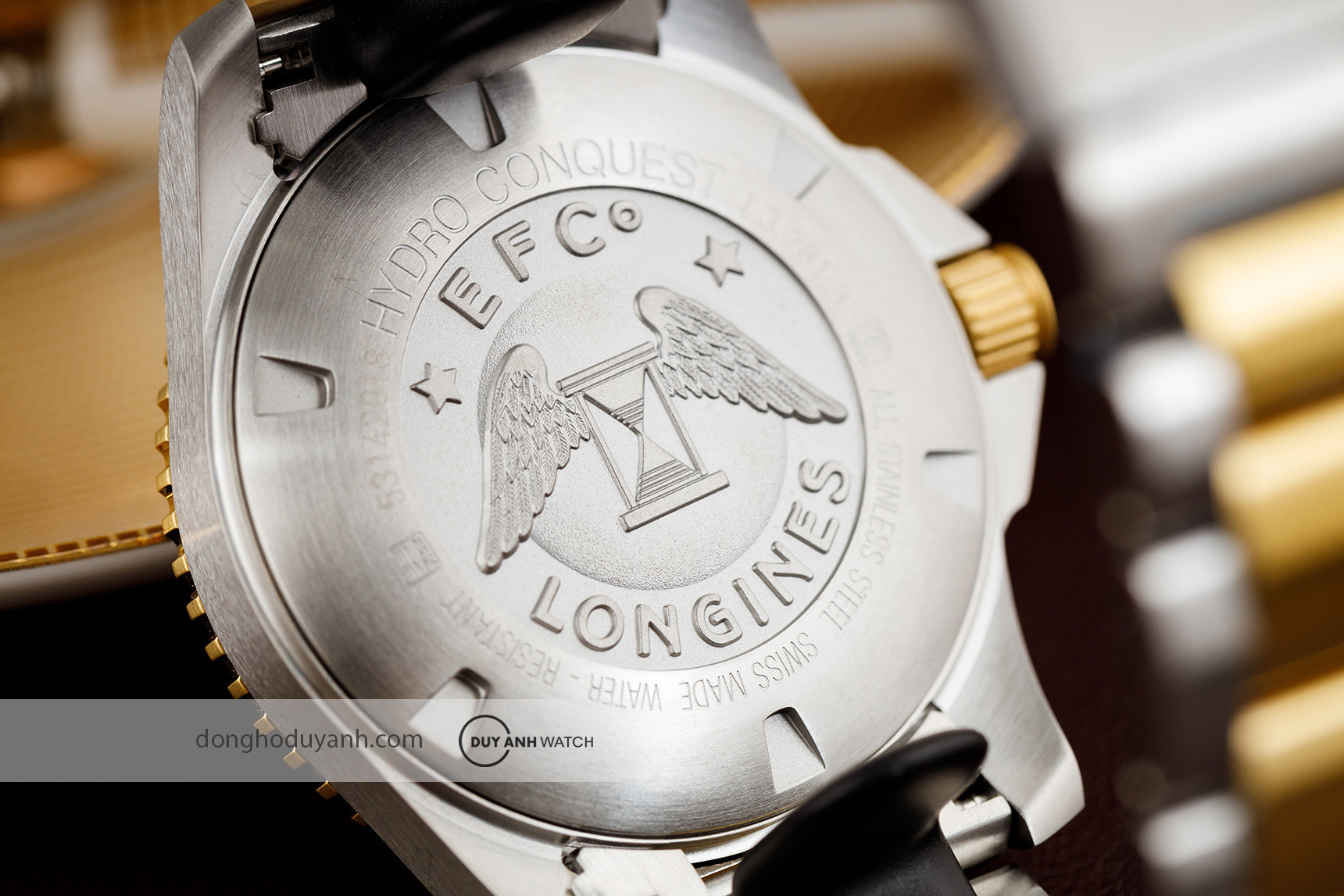Đồng hồ Longines HydroConquest L3.781.3.06.7 sử dụng Super-LumiNova phát sáng