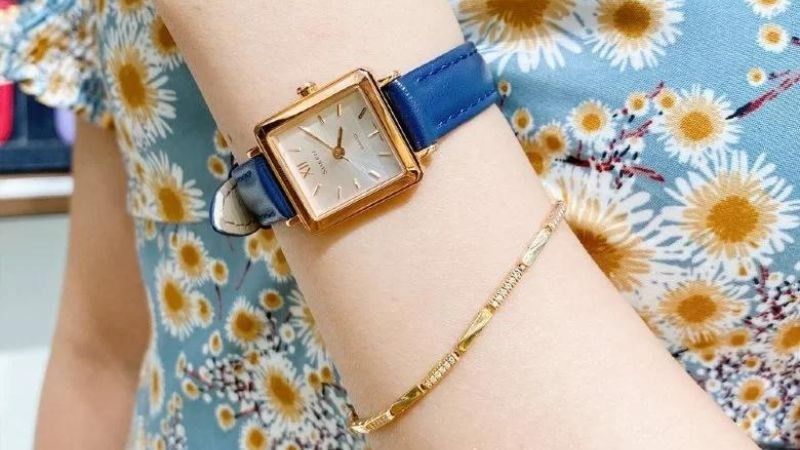 Đồng hồ kết hợp lắc tay giúp bạn đa dạng phong cách