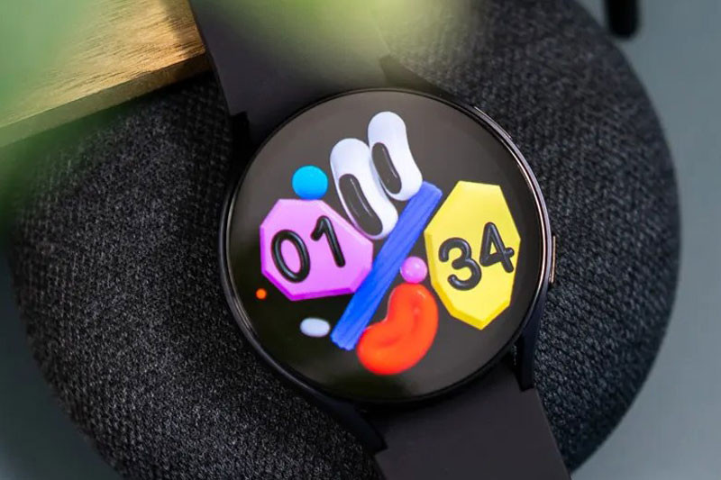 Bộ sưu tập Funny Faces sống động trên Galaxy Watch, với các hình ảnh hoạt hình vui nhộn như bóng rổ hay cá sấu, mang đến những mặt đồng hồ Galaxy Watch đẹp và đầy cá tính.