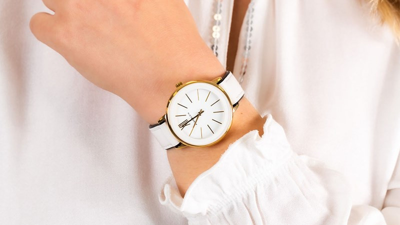 Đồng hồ Anne Klein AK/3252WTBK mặt trắng viền vàng thanh lịch
