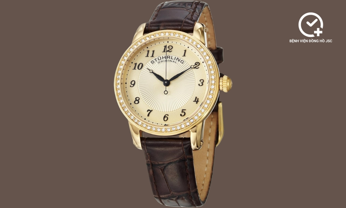 Mẫu đồng hồ Stuhrling Original Women’s Swarovski Crystal Bezel Leather đính đá Swarovski, chất lượng có tốt không