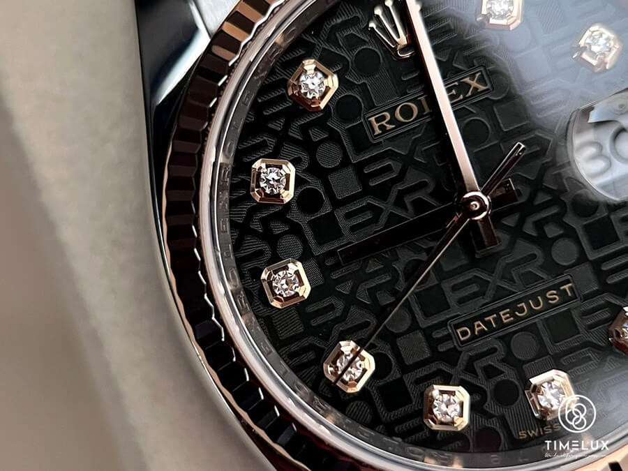 Đồng hồ Rolex nổi tiếng với giá trị cao, phản ánh chất lượng chế tác và vật liệu xa xỉ