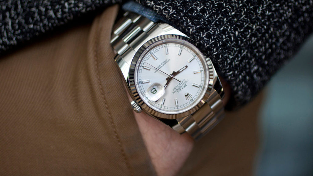 Rolex Datejust II, một phiên bản tối giản và thời thượng, là sự kết tinh của vẻ đẹp vượt thời gian trong dòng đồng hồ đẹp nhất thế giới.