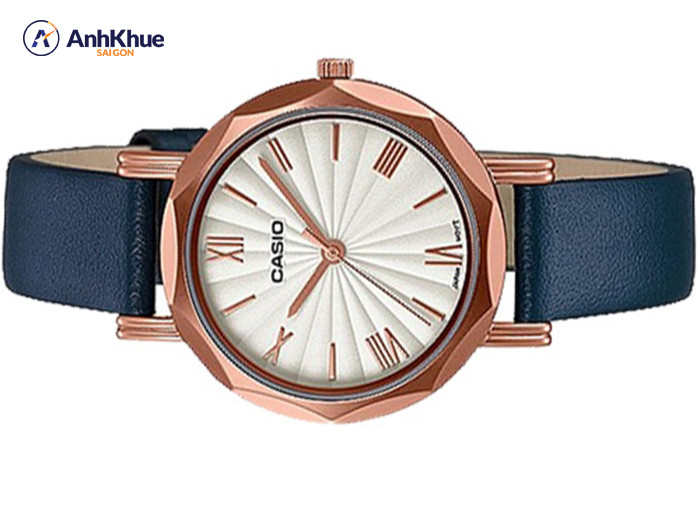 Đồng hồ Casio nữ giá rẻ LTP-E411RL-7A dây da xanh dương trẻ trung