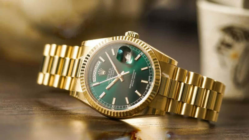 Vàng 18k là nguyên liệu được sử dụng làm đồng hồ phổ biến