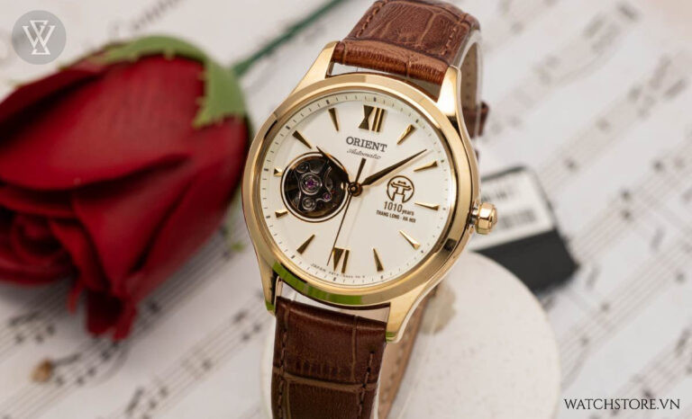 Đồng hồ Orient nữ RA-AG0726S00B mặt trắng, dây da vàng sang trọng, một gợi ý về đồng hồ cơ Orient dành cho phái đẹp.