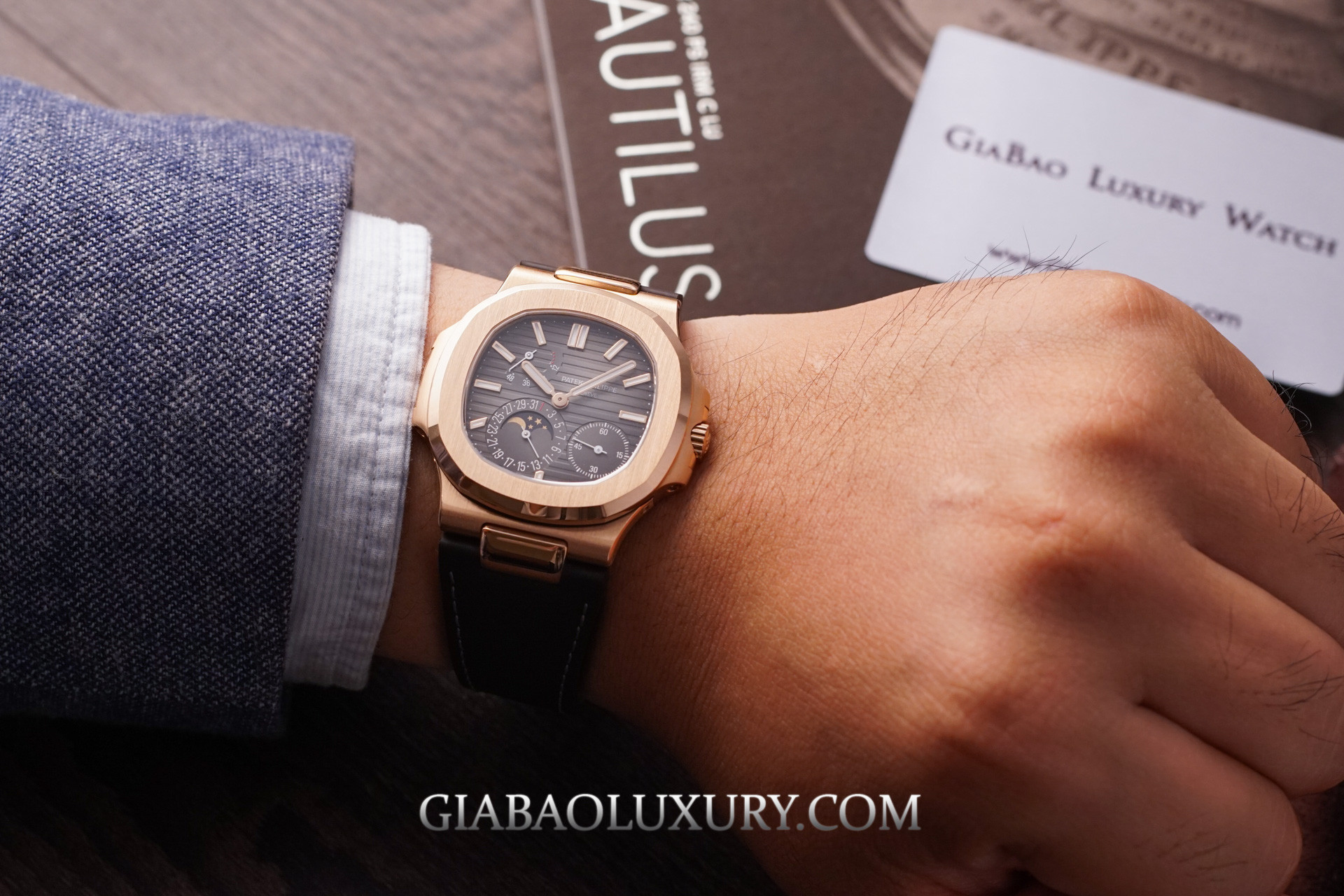 Đồng hồ Patek Philippe Complications Chronograph Moon Phases Ref. 5712R-001