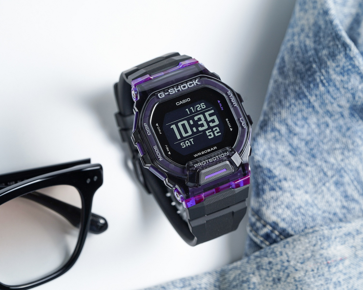 Mẫu đồng hồ G-Shock GBD-200SM-1A6DR với mặt vuông thể thao, tông màu tím hiện đại