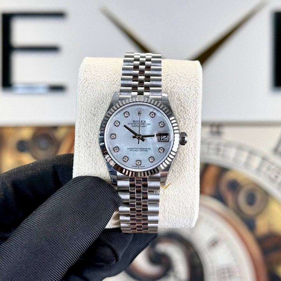 Mẫu đồng hồ Rolex Datejust Ladies 278274 MOP Dial Steel 31mm dành cho cổ tay tròn nữ.