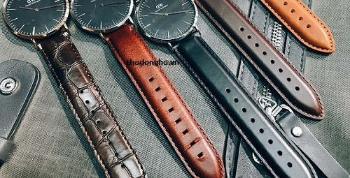 Dịch vụ phục hồi dây da đồng hồ chuyên nghiệp, khôi phục tình trạng như mới.